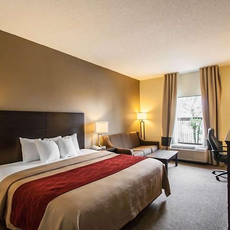 Quality Inn Hayti North Eksteriør bilde