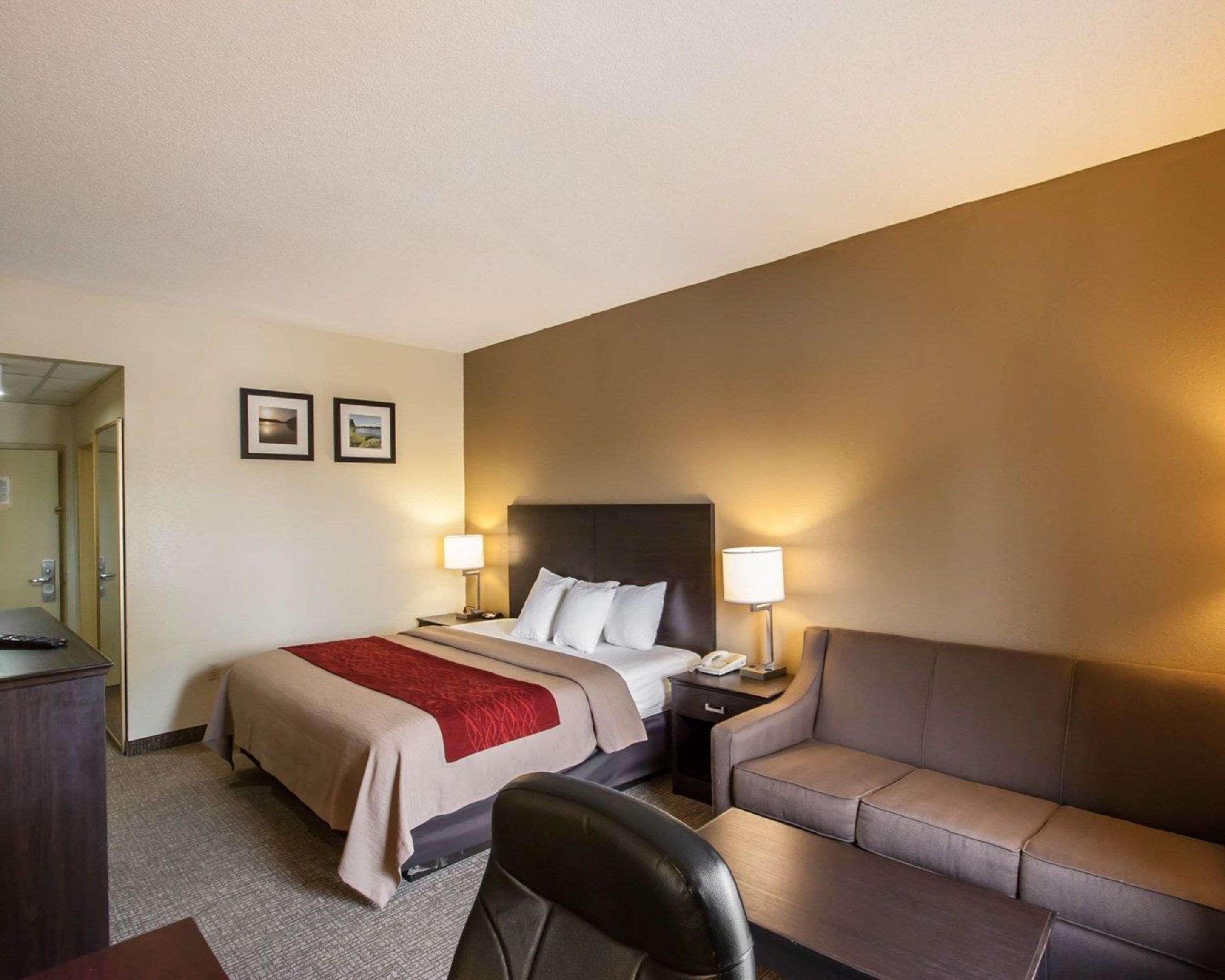 Quality Inn Hayti North Eksteriør bilde
