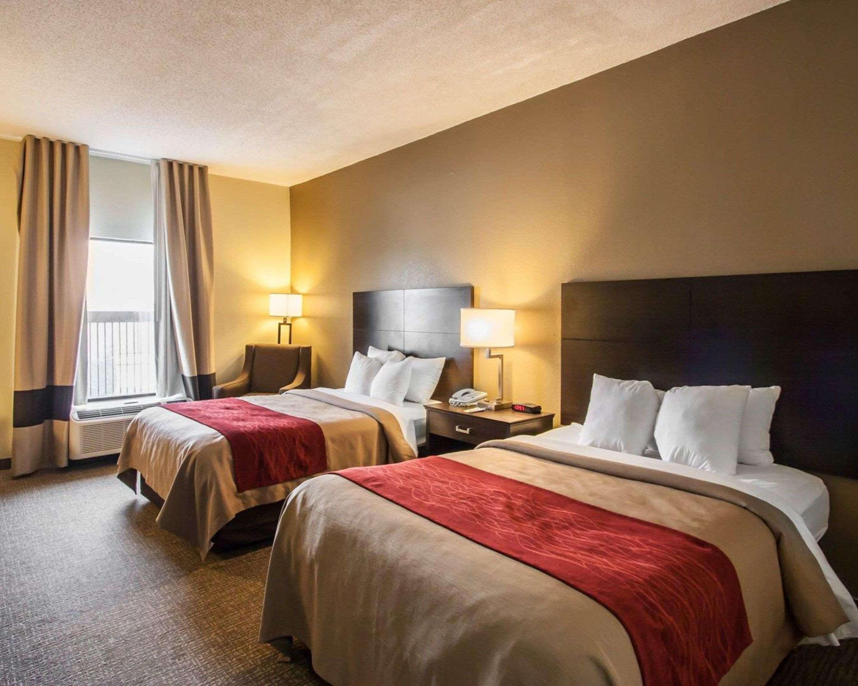 Quality Inn Hayti North Eksteriør bilde